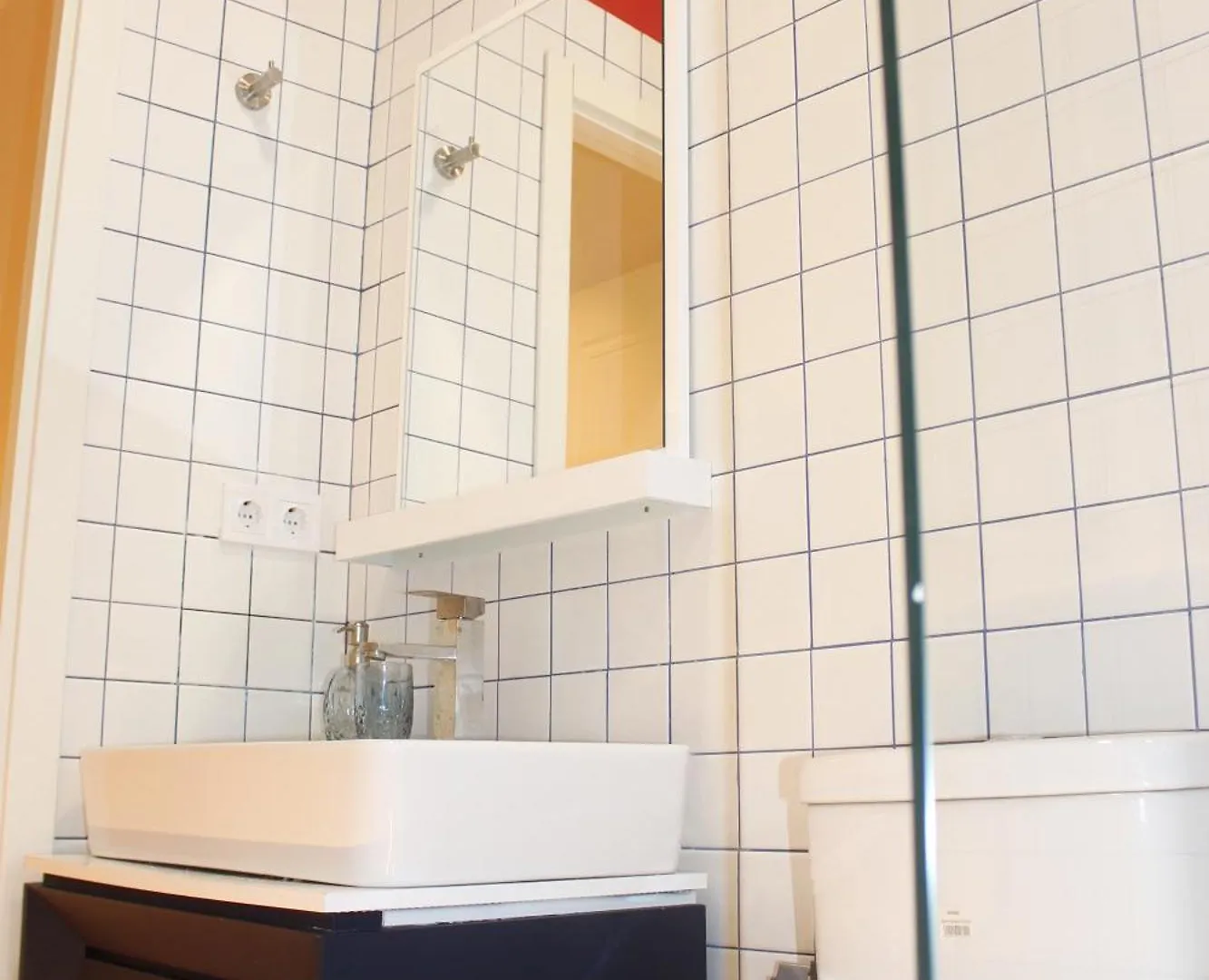 Apartment In Tbiliszi 0*,